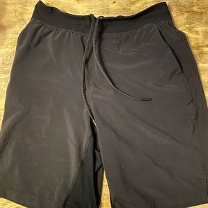 Men black lulu lemon shorts